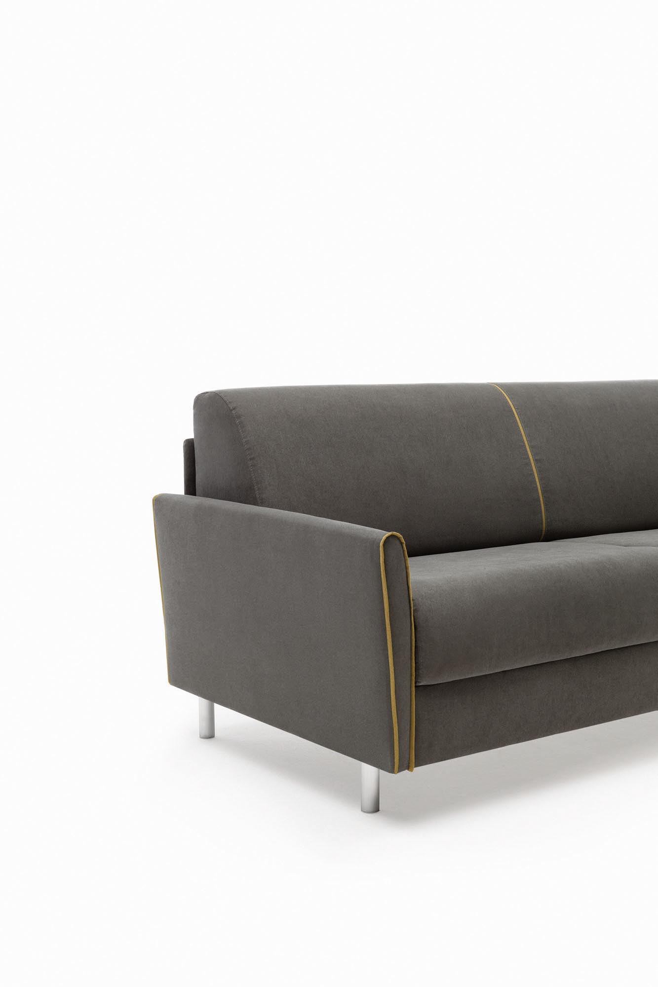 Divano letto Tahiti con bracciolo modello Trendy visione laterale