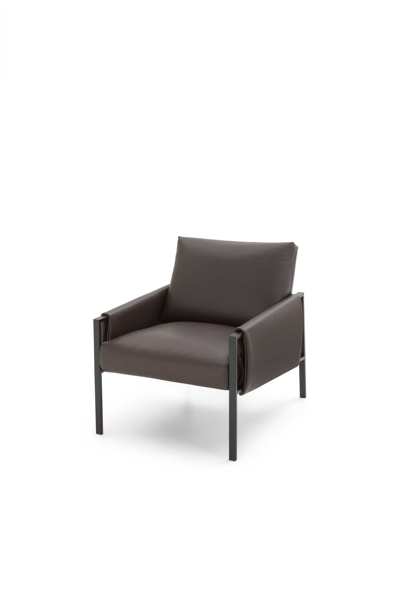 Poltroncina Andy LeComfort con struttura metallica e seduta imbottita