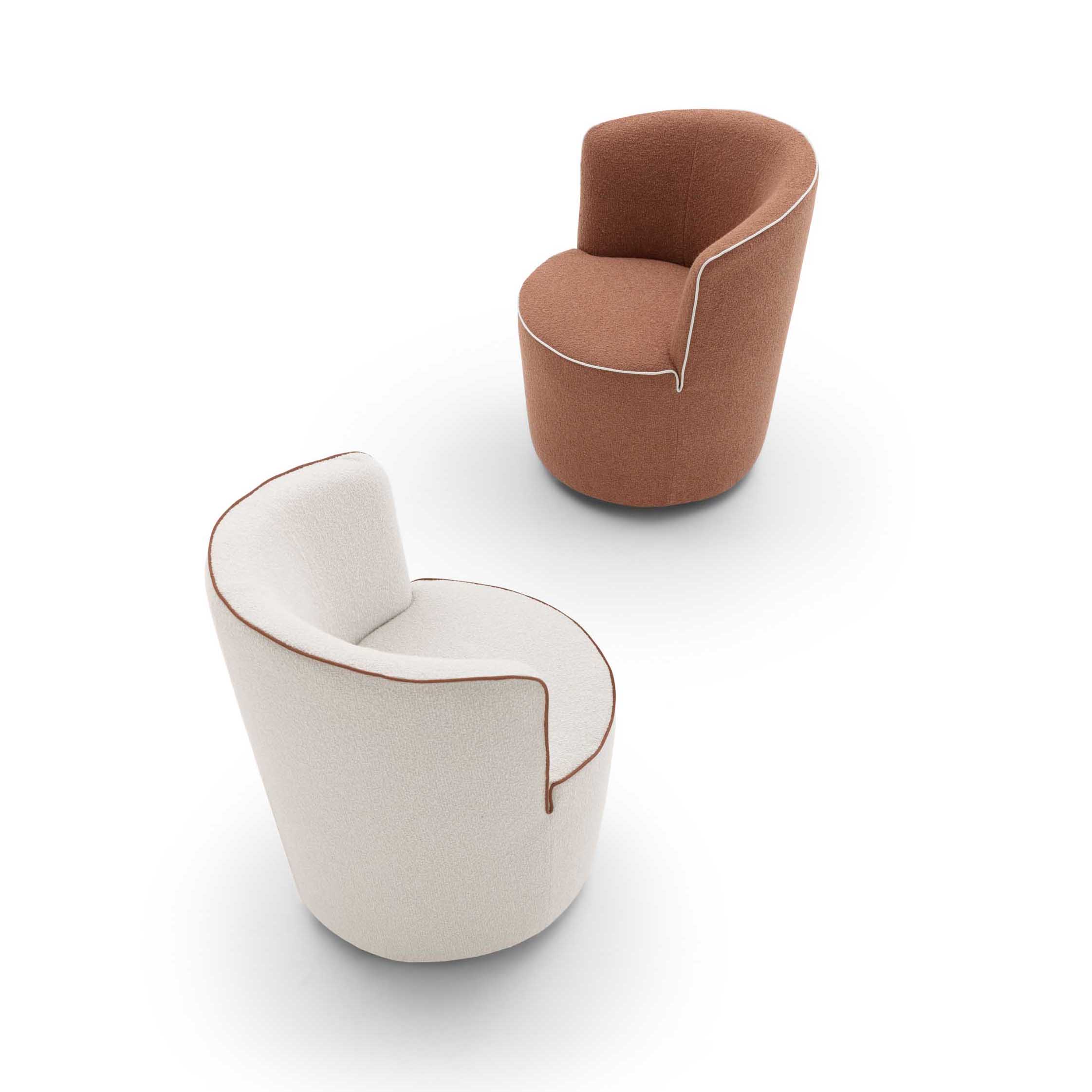 Poltroncine con forma a barile in colore bianco e rame con bordature a contrasto