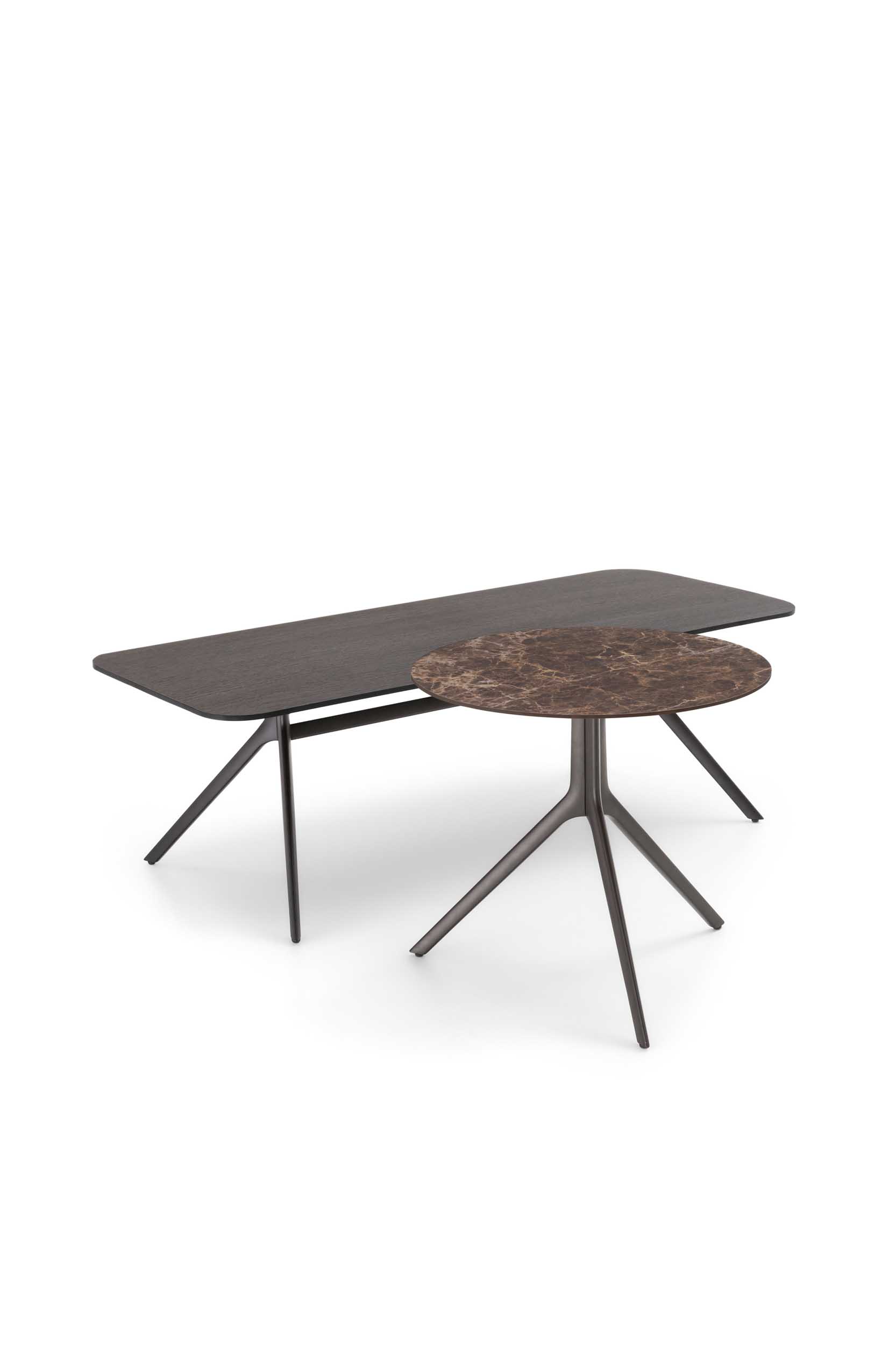 Set di tavolini Silky LeComfort: rotondo e rettangolare